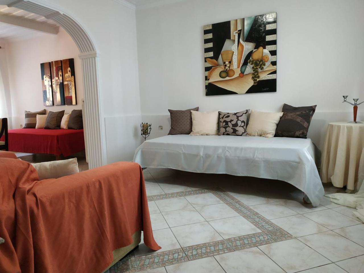 Apartment Gio III ไซคิย์นธอสทาวน์ ภายนอก รูปภาพ