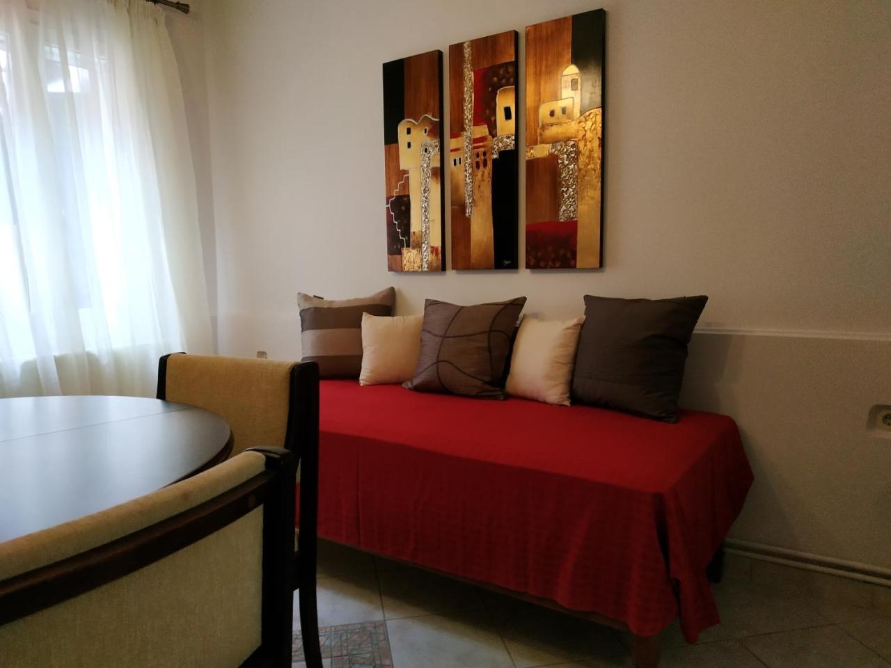 Apartment Gio III ไซคิย์นธอสทาวน์ ภายนอก รูปภาพ